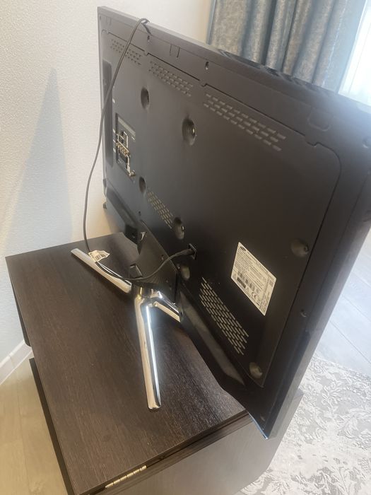 Телевизор самсунг