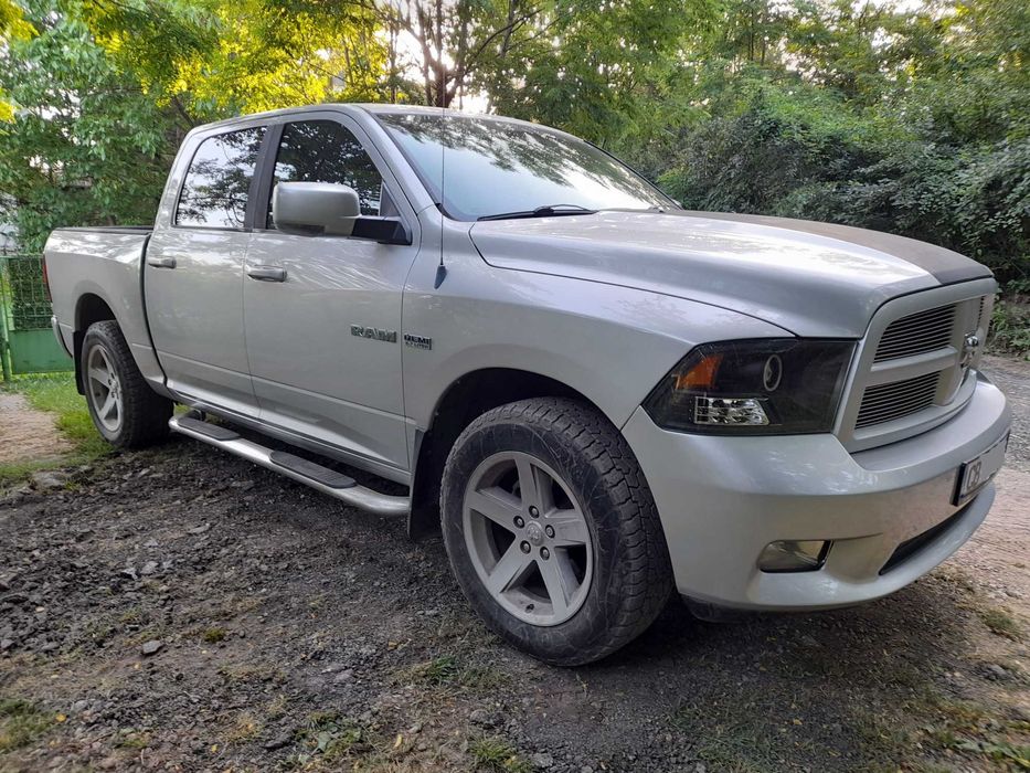 Dodge RAM 1500 5.7 HEMI/ LARAMIE 4x4 LPG 2009г.