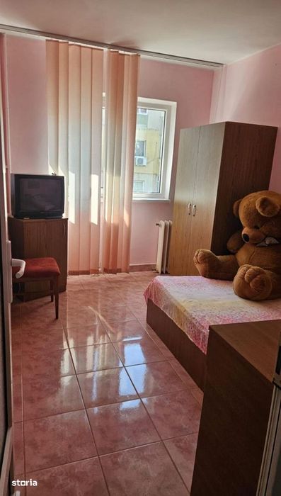 Apartament 4 camere, balcon, Eforie Nord