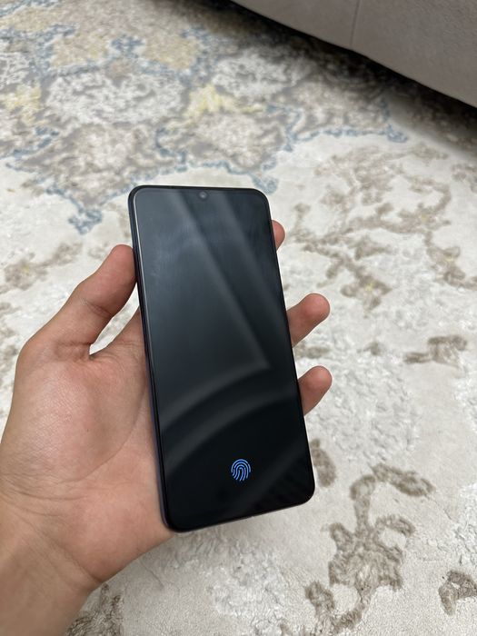 Srochna sotiladi vivo v21e