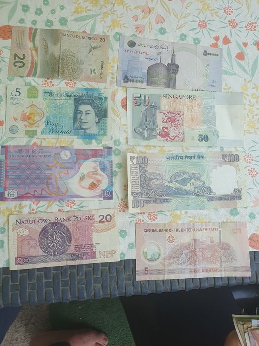 Bani de colecție vechi