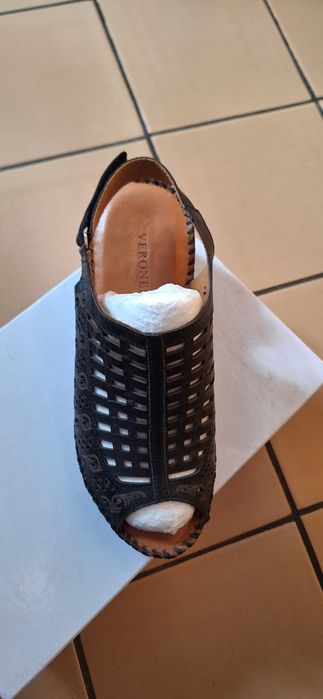 Сандали  Veronela