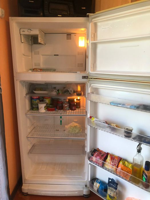 Продам холодильники
