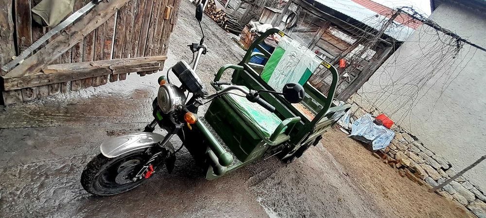 Triciclu electric fără permis