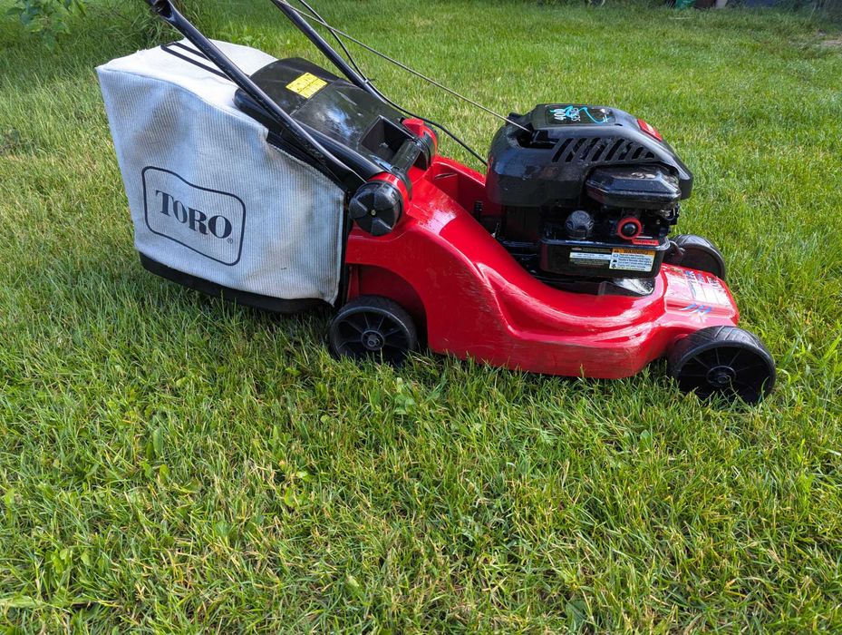 Masina de tuns iarba TORO - Briggs&Stratton