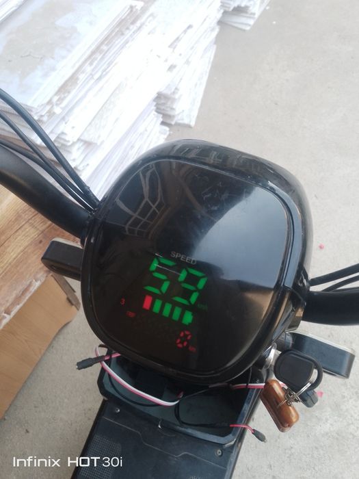 Скутер дронго срочно продам
