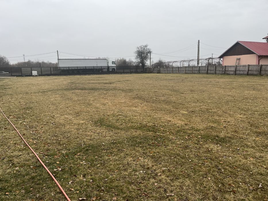 Teren 1653 pe DN 7 Pitesti -Valcea