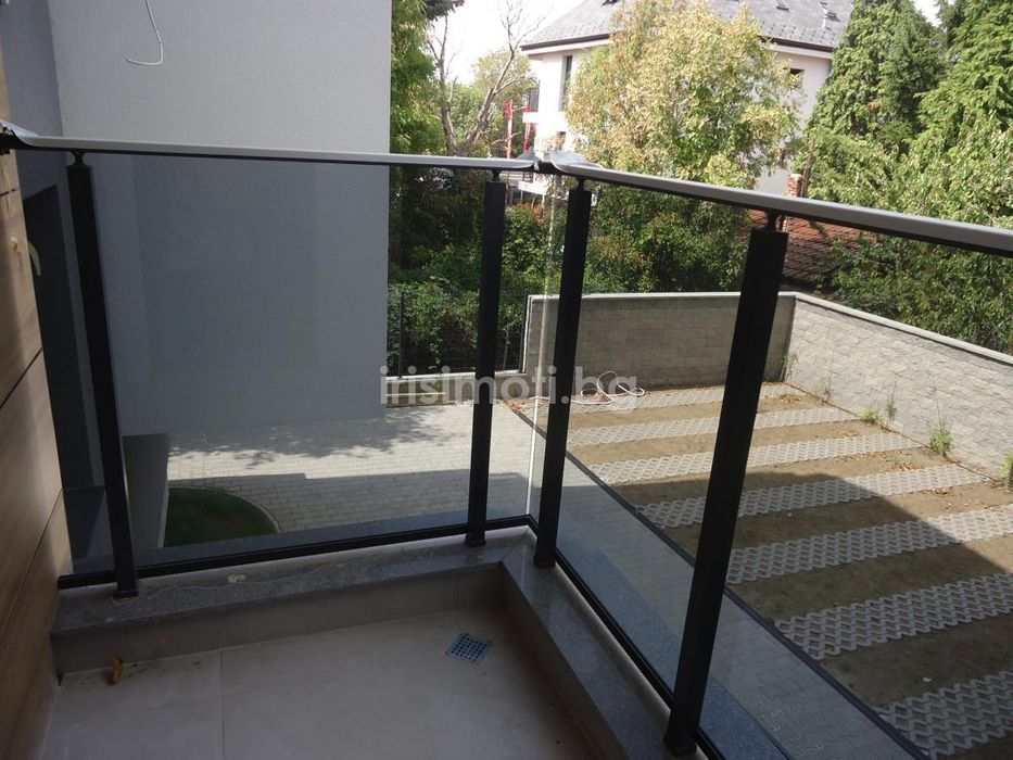 Продава се Тристаен апартамент в София, Бъкстон - 109 кв.м за 2432 €/кв.м - Снимка #8