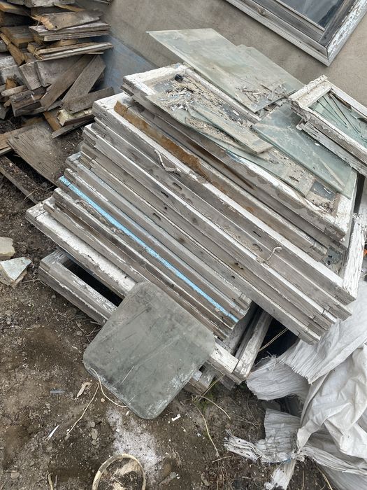 Ағаш терезелар  бар тегін берем