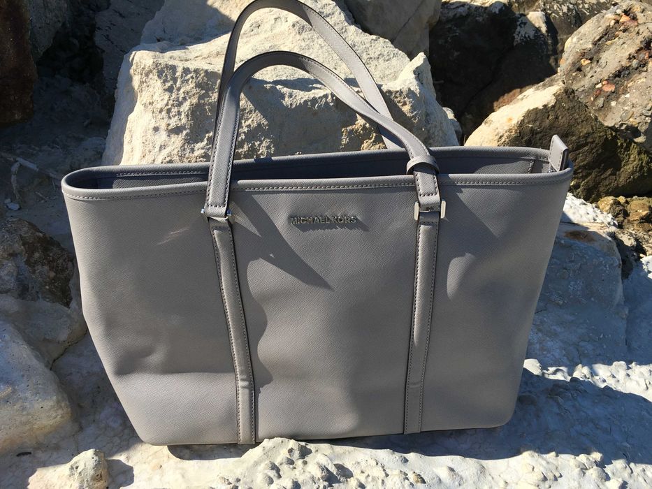 Michael Kors Jet Set кожена чанта