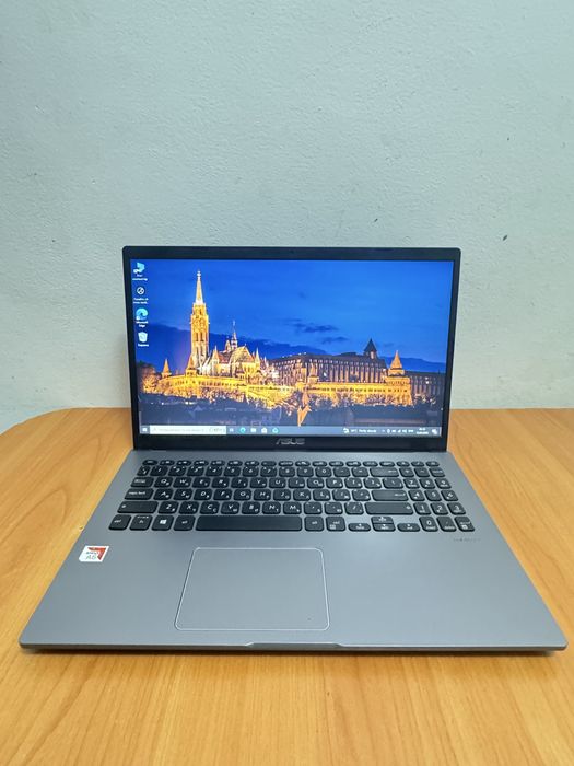ASUS M509B — 8 GB RAM / 1 TB HDD