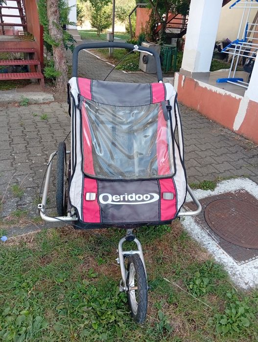 Cărucior copiii  pentru  bicicleta