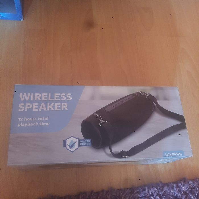 boxa wireless nouă la cutie merge si stick usb