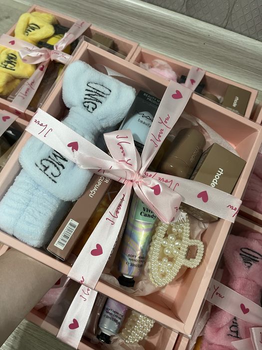 Подарочные боксы