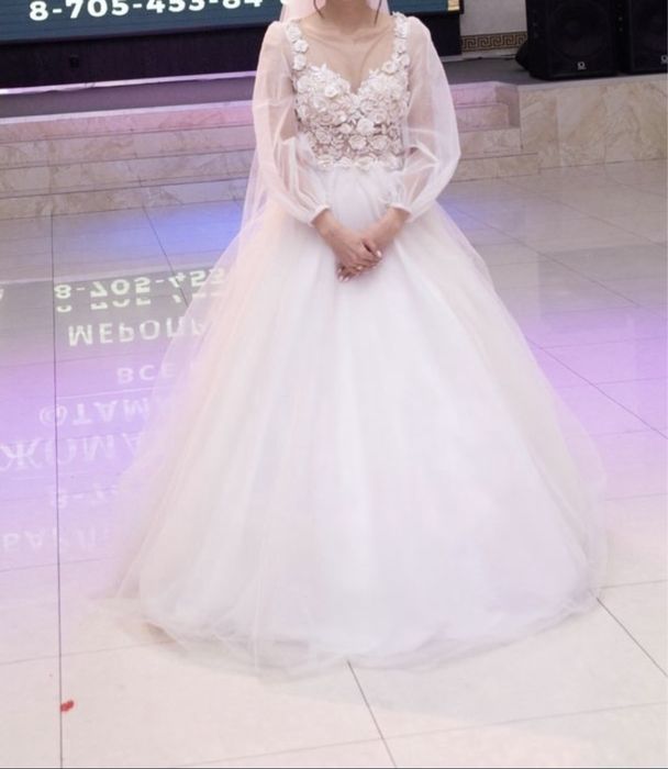 Свадебное платье