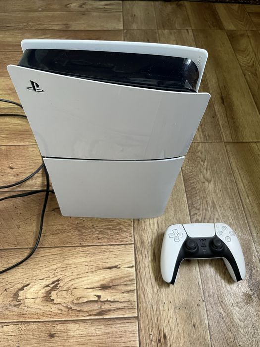 Игровая приставка Sony PlayStation 5  1TB Digital Edition  Белый