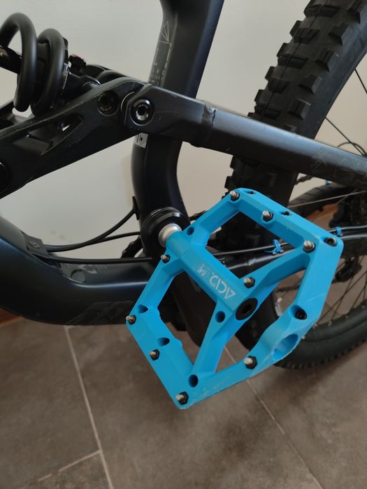 Radon Woop CF размер L