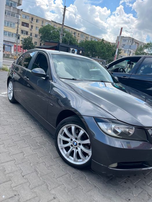 BMW Seria 3 2005 — imagine 2