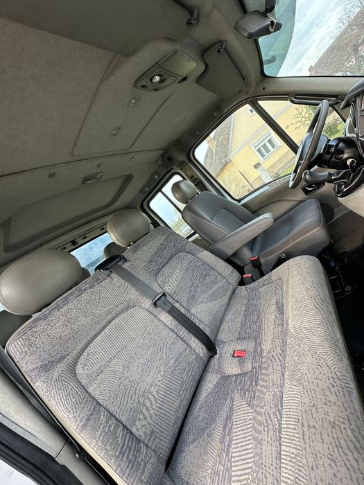 Renault Mascott 3.0 dCi 120 CP, an 2006, 7 locuri, basculabilă