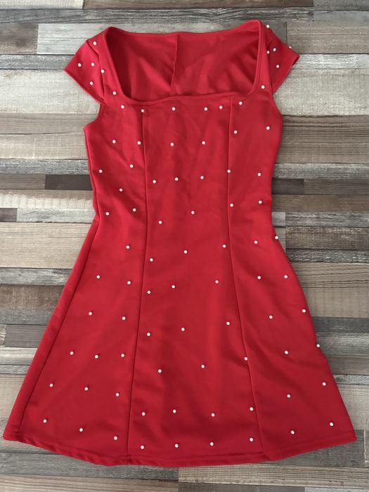 Rochie eleganta cu perle