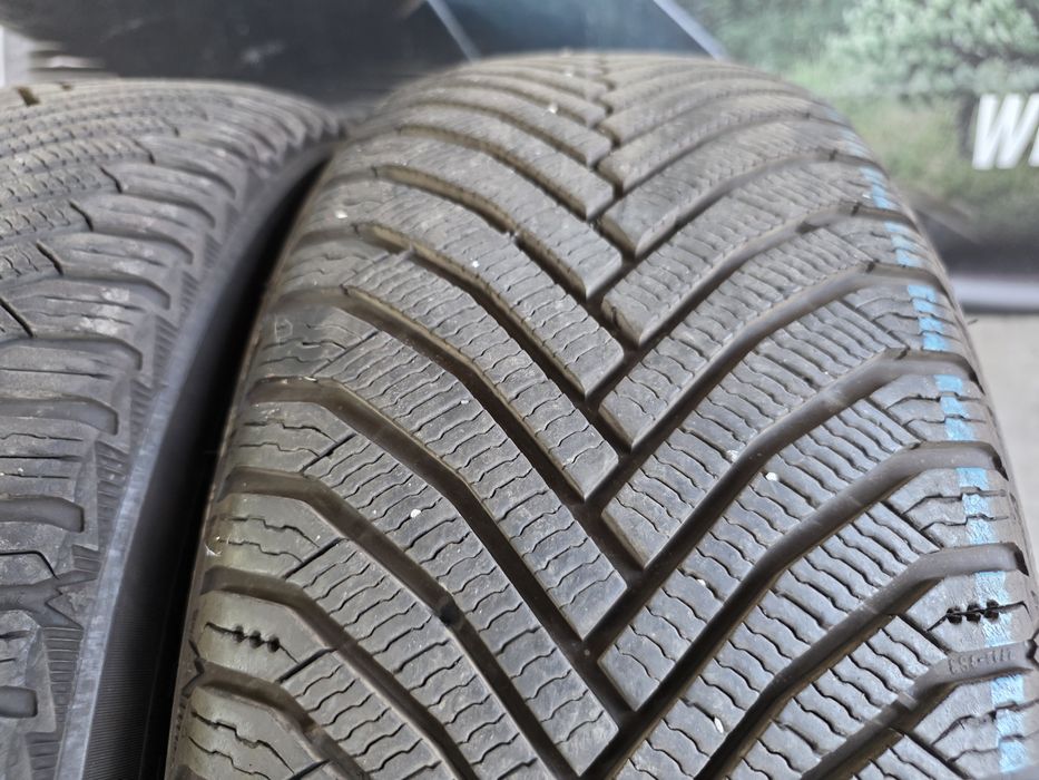 215/60/16 MICHELIN 4бр