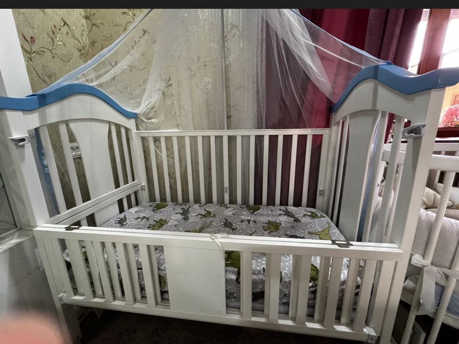 Детская кроватка 120 на 60