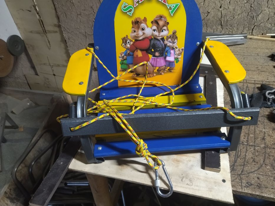 Детские качели (металло каркас)