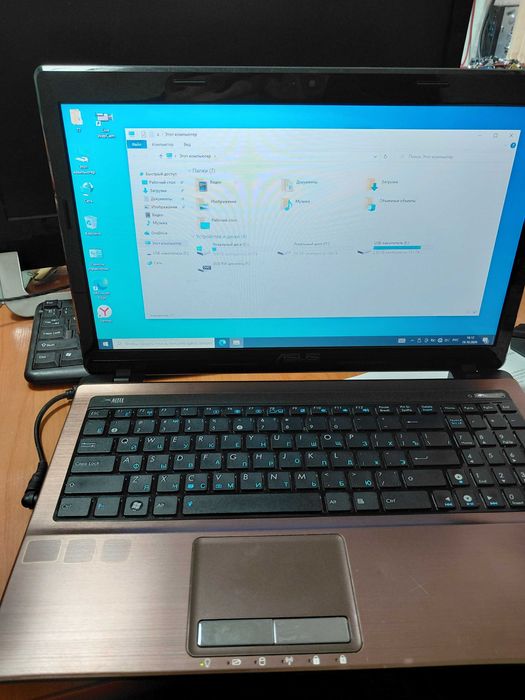 Ноутбук Asus X53S