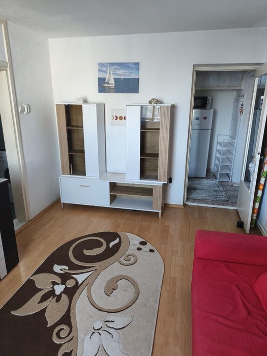 Inchiriez Ap2 cam semidec Mangalia,termen lung