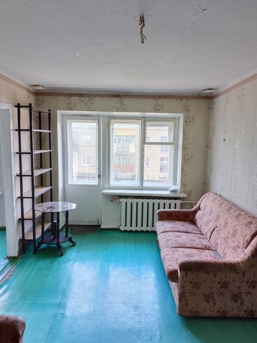 Продам  2 х комн. Квар. 2-30, 5 этаж