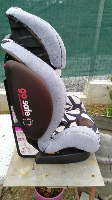 scaun auto copii cosatto