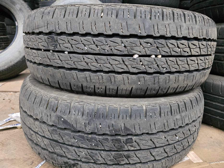 2бр Летни гуми за бус 225 70 15 С - Sailun