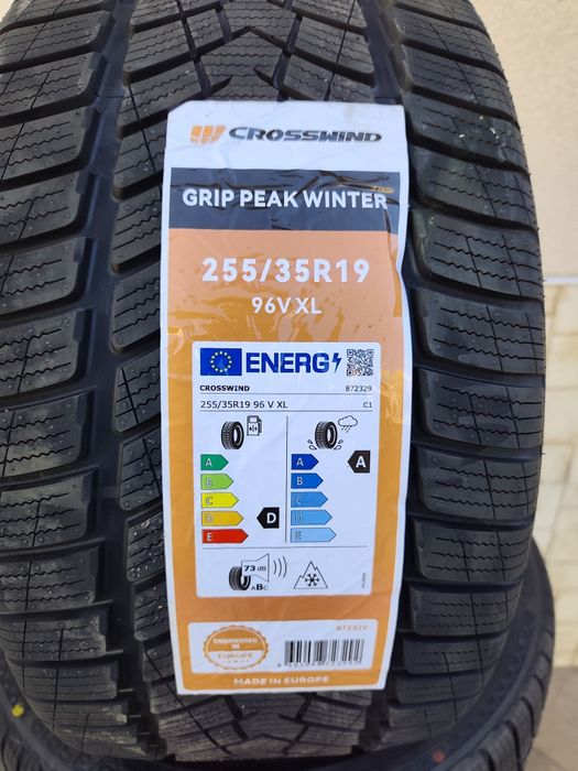 Зимни гуми Crosswind 255/35/19 dot 26 БОРД 255/35R19