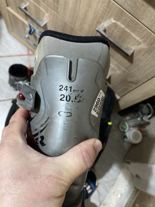 Echipament pentru Schi