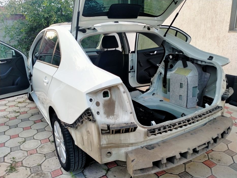 Авторазбор Skoda Rapid