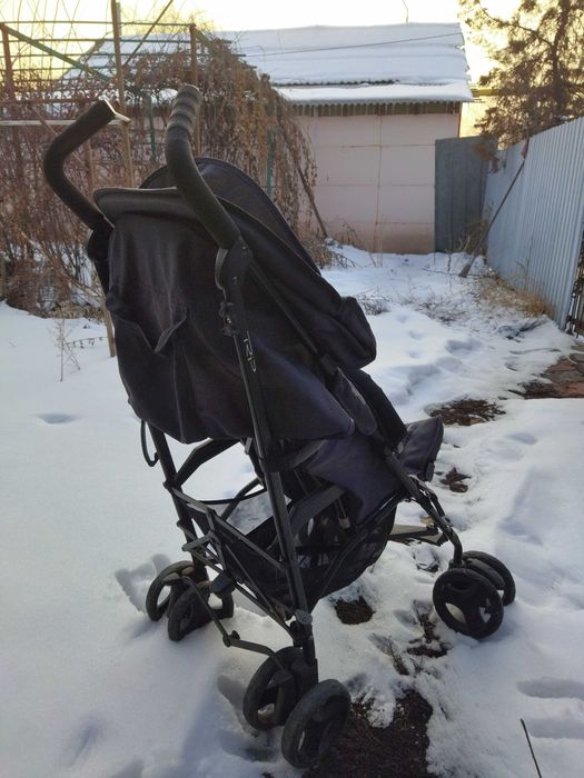 Детская коляска трость