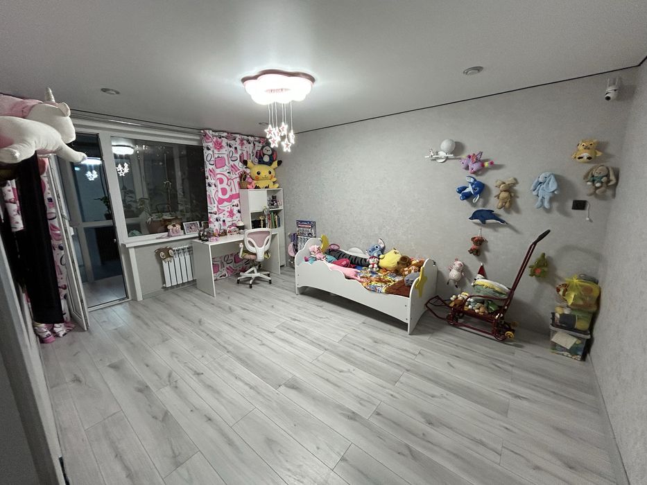 Продам 4х комнатную