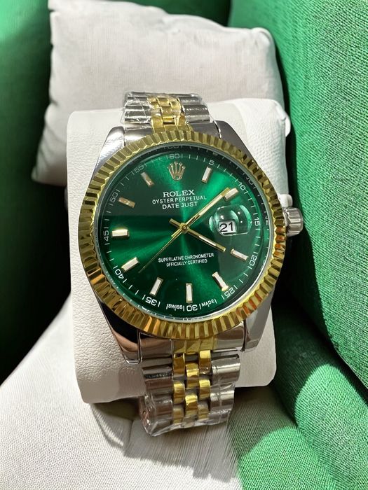 Часы rolex очень красивые