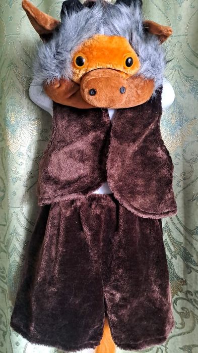 Продам новогодние костюмы