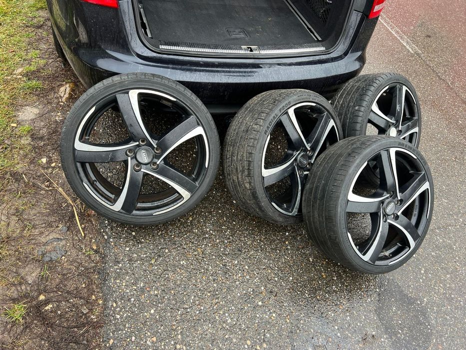 Vând 4 jante 19 inch DOTZ