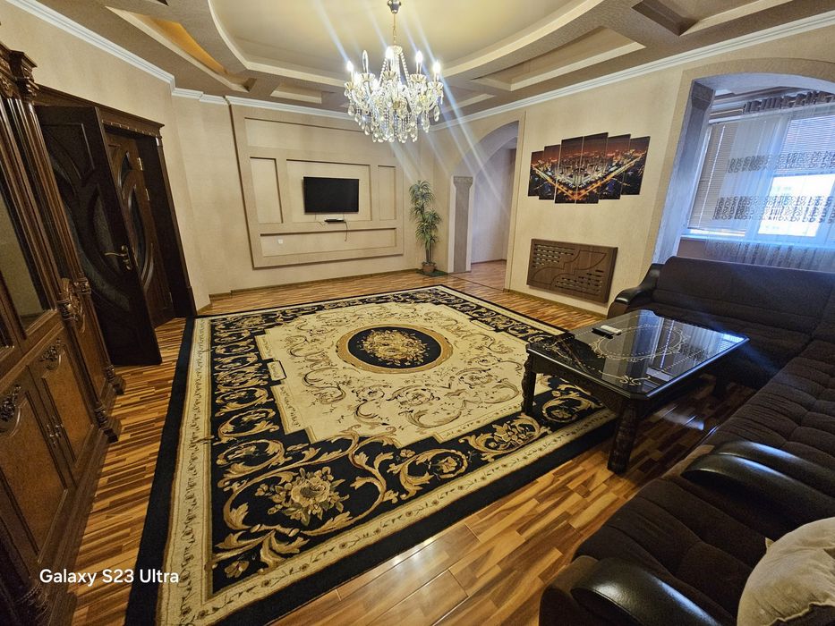 Ijraga uy beriladi  flagman osiyo market oldida