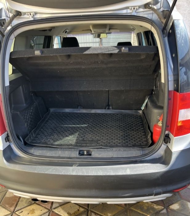 Продам машину Skoda Yeti