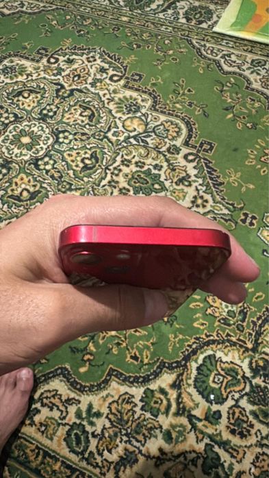 Айфон 13 128 гб.