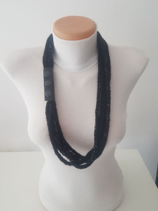 Екстравагантно колие