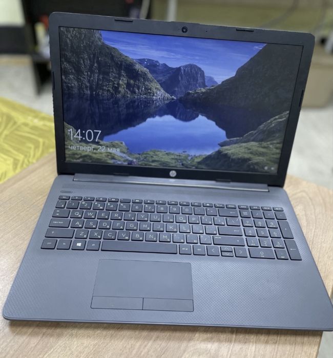 Ноутбук Hp Ryzen 3, быстрый, шустрый
