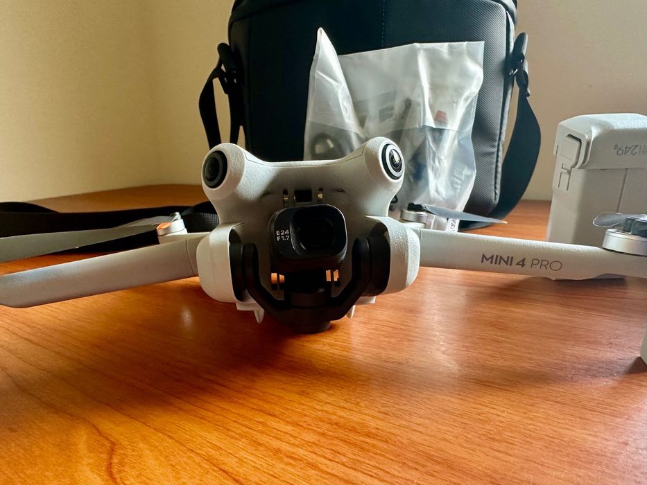 DJI Mini 4 Pro Fly More Combo + DJI RC 2 – само 5,75 часа полет