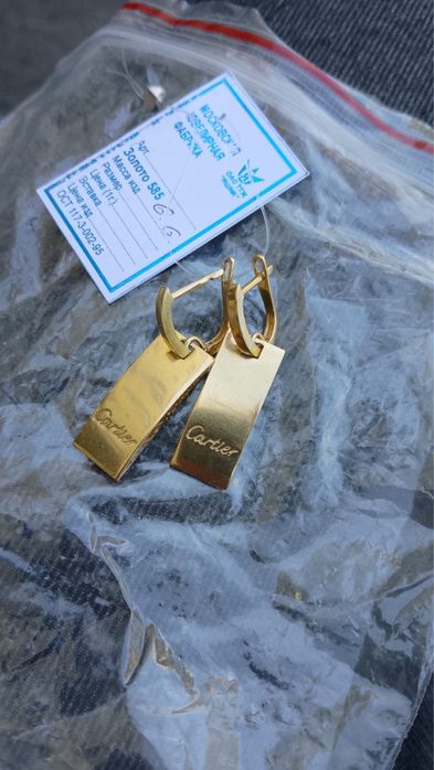 Золото серьги продам