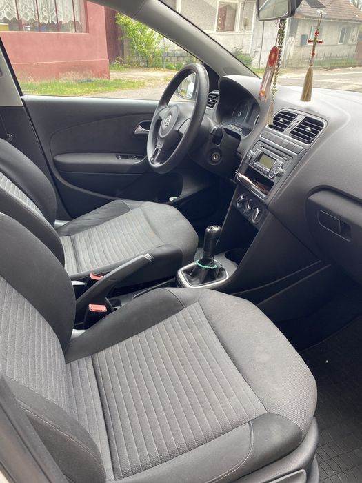 VOLKSWAGEN Polo 2010 — imagine 4