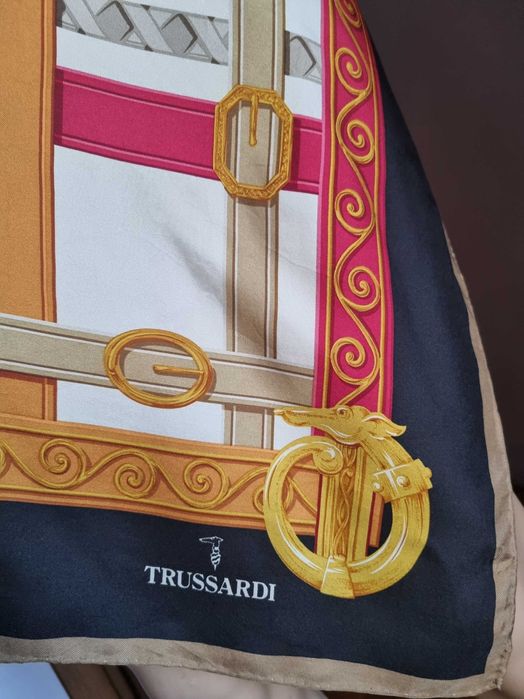 Копринен шал Trussardi