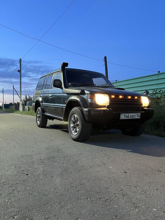 Продам Паджеро 2